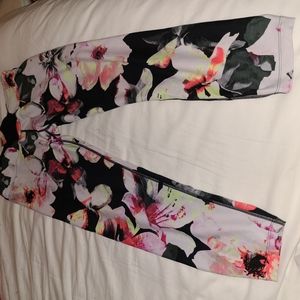 Calvin Klein Size XL Black Neon Floral Leggings